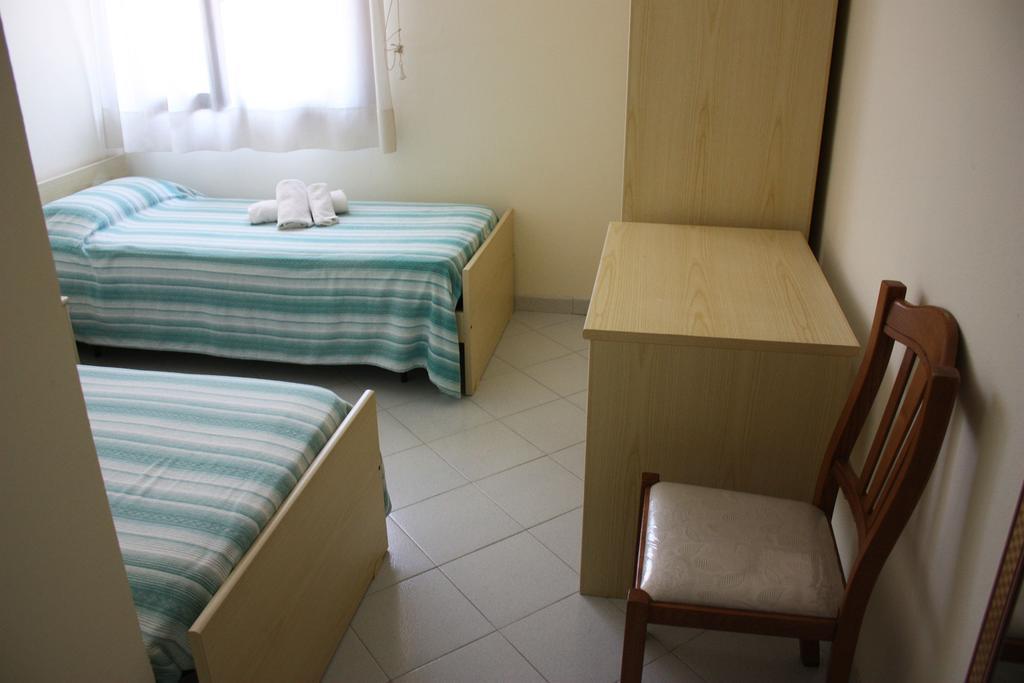 Hotel La Pineta Arborea Luaran gambar